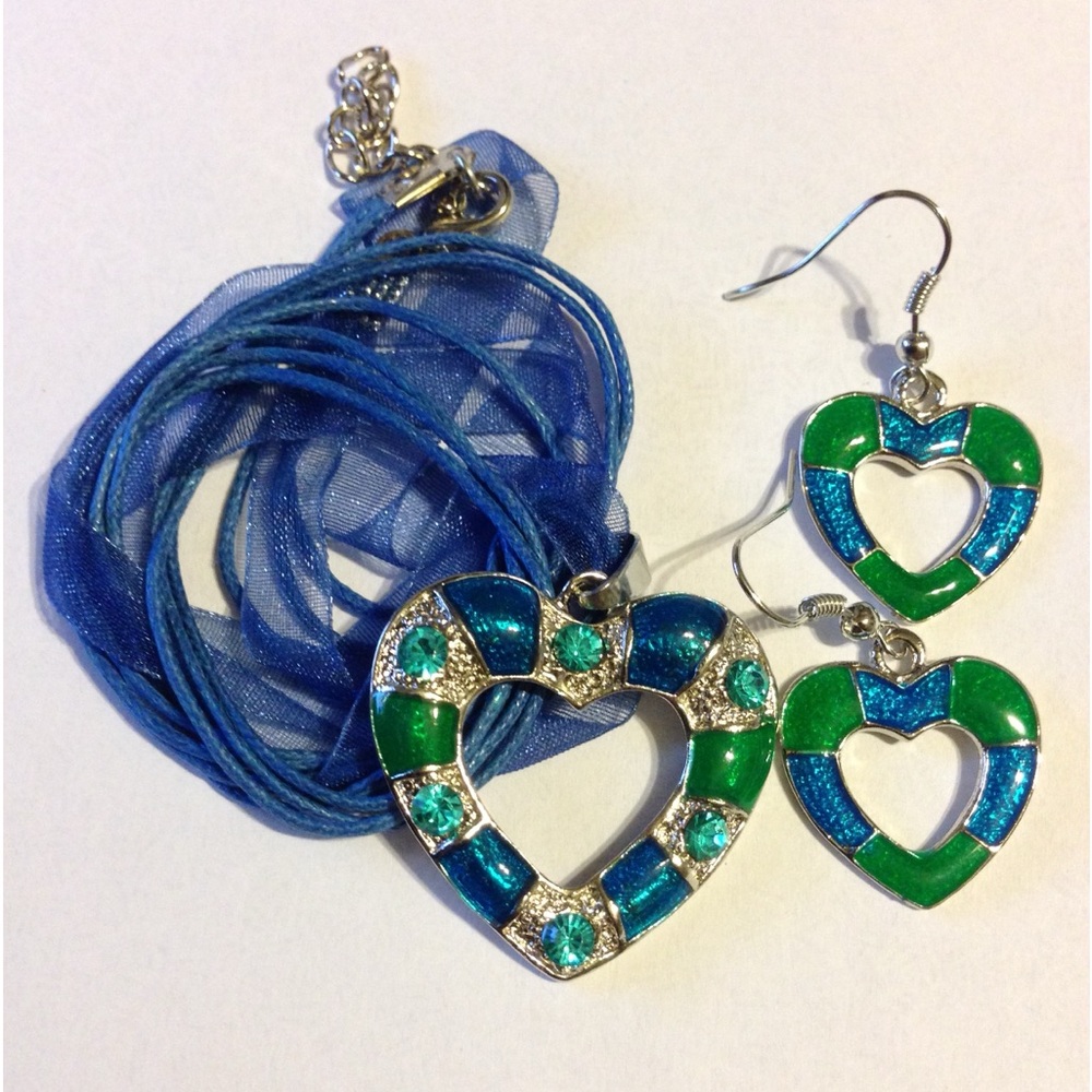 New 3 Piece Blue & Green Heart Cord and Chiffon Necklace With Matching Earrings